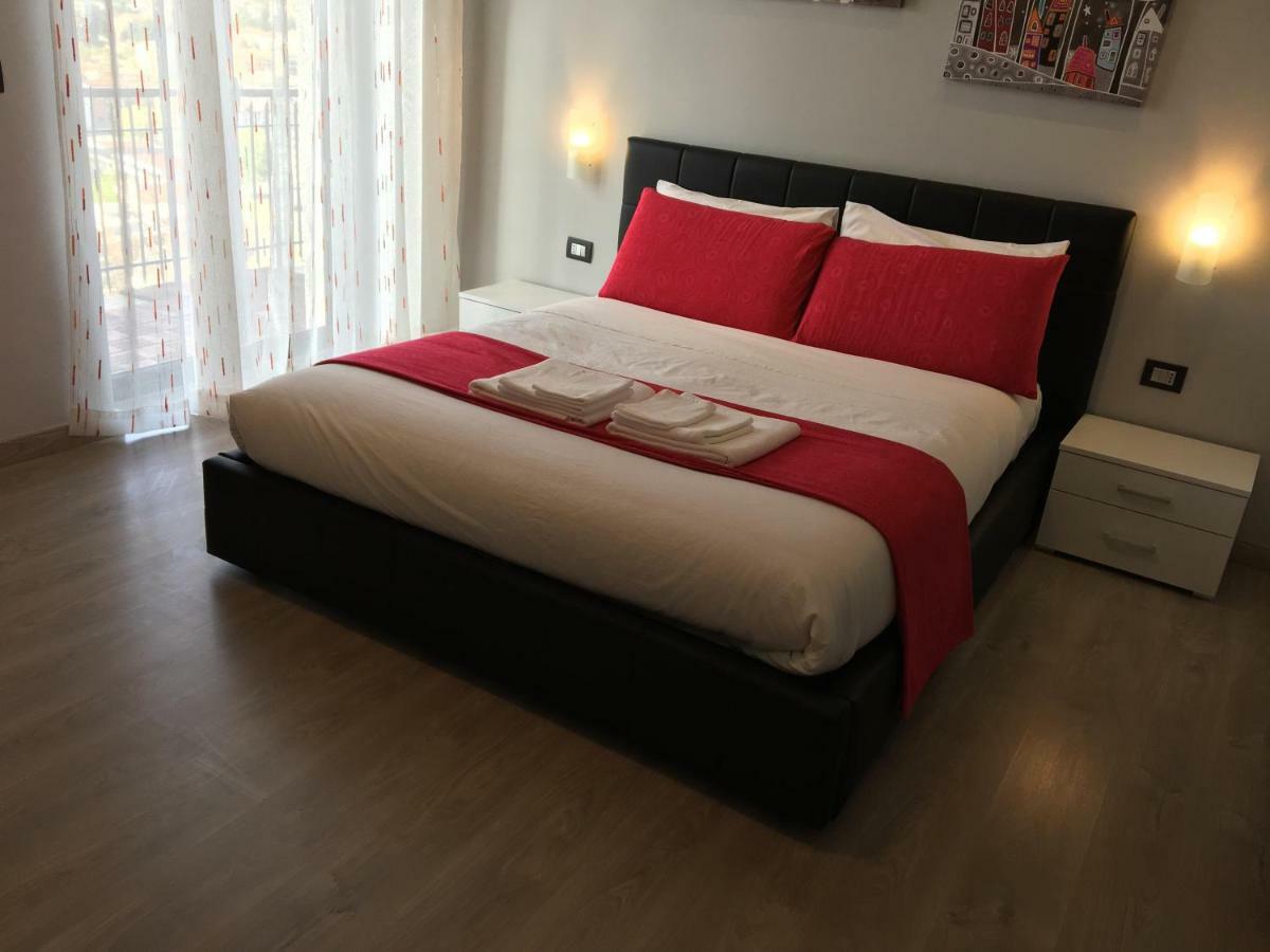 85Centro Bed & Breakfast Potenza Bagian luar foto